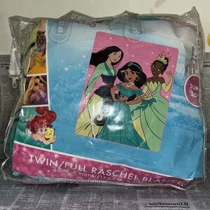 Twin/Full Raschel Blanket(Princess Blanket)